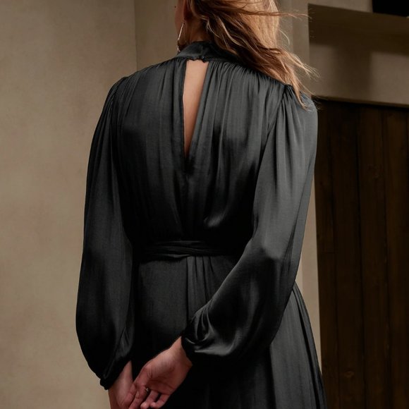 NWT Banana Republic Factory Slit Back Maxi Dress Size Small - Picture 11 of 12